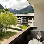 Glacier View By Interhome カプルーン