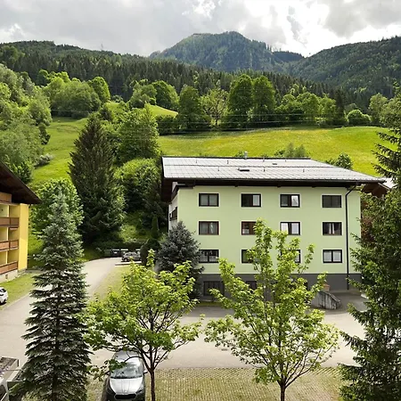 Glacier View By Interhome Apartment Kaprun